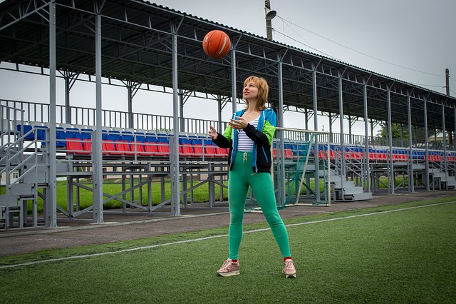 lady with basketball